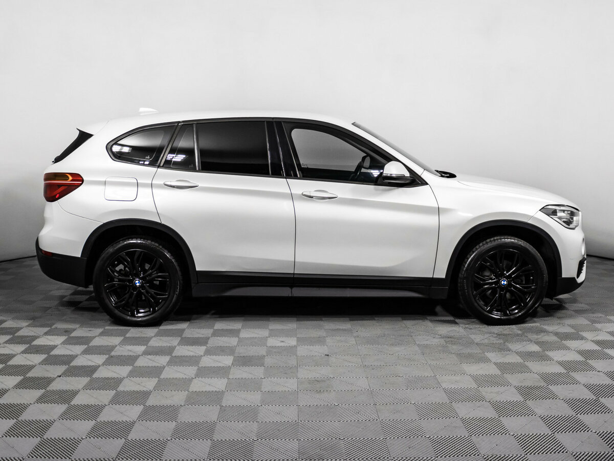 BMW X1 18d xDrive II (F48), 2017 - 148 944 км. | Фото №4