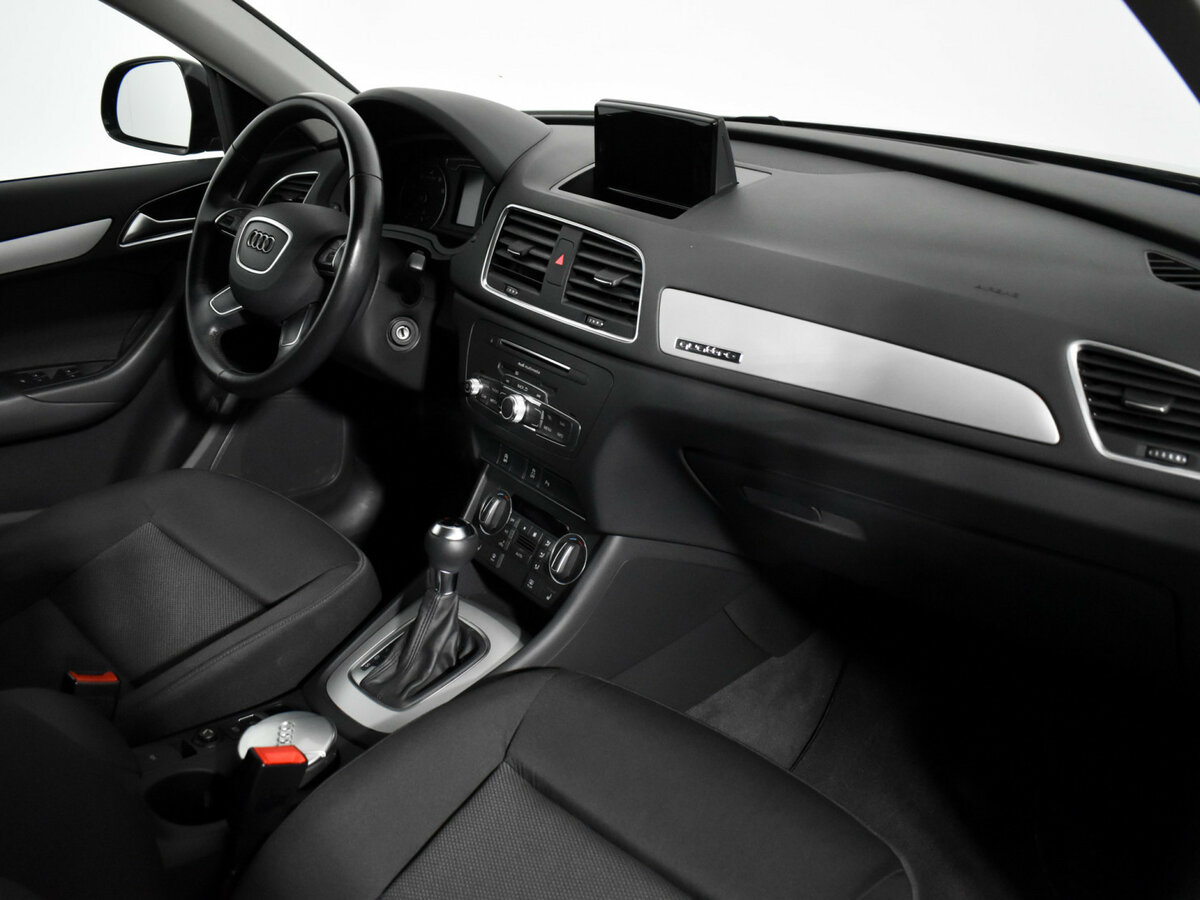 Audi Q3 I (8U) Рестайлинг, 2018 Фото №12