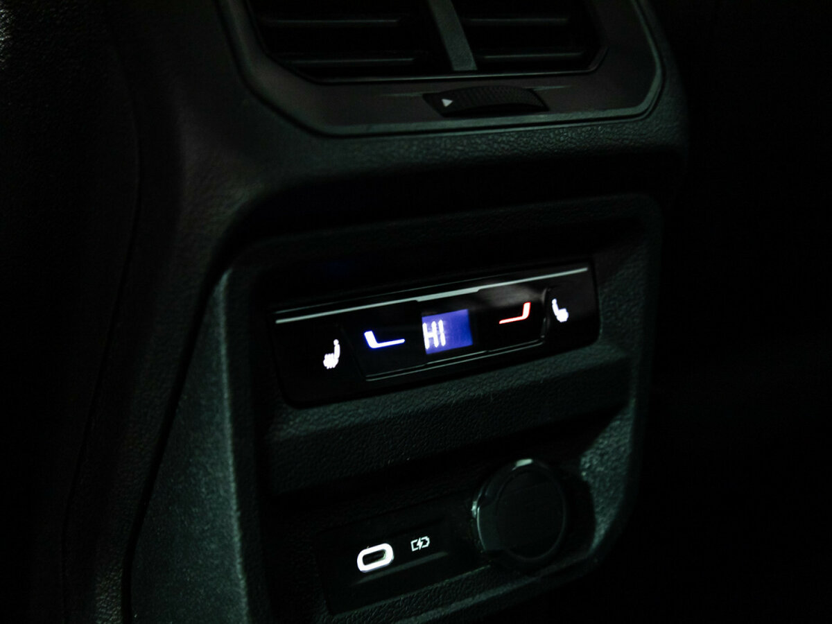 Volkswagen Tiguan II Рестайлинг, 2021 Фото №20