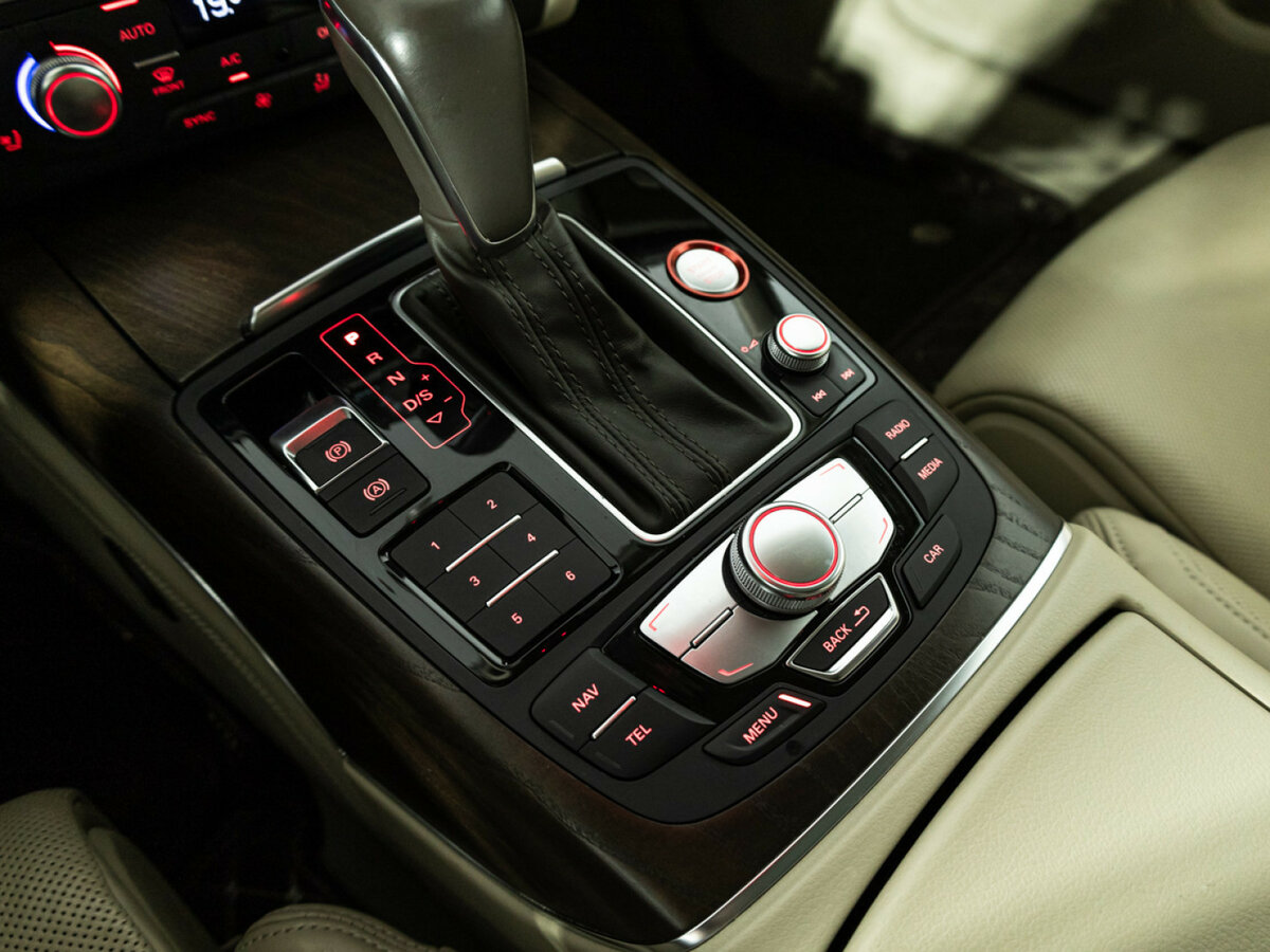 Audi A7 I (4G) Рестайлинг, 2015 Фото №15