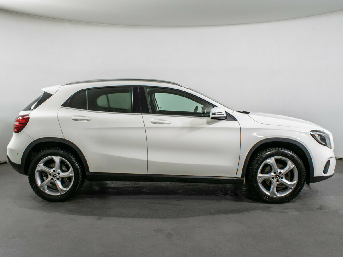 Mercedes-Benz GLA 200 I (X156) Рестайлинг, 2018 - 81 142 км. | Фото №4