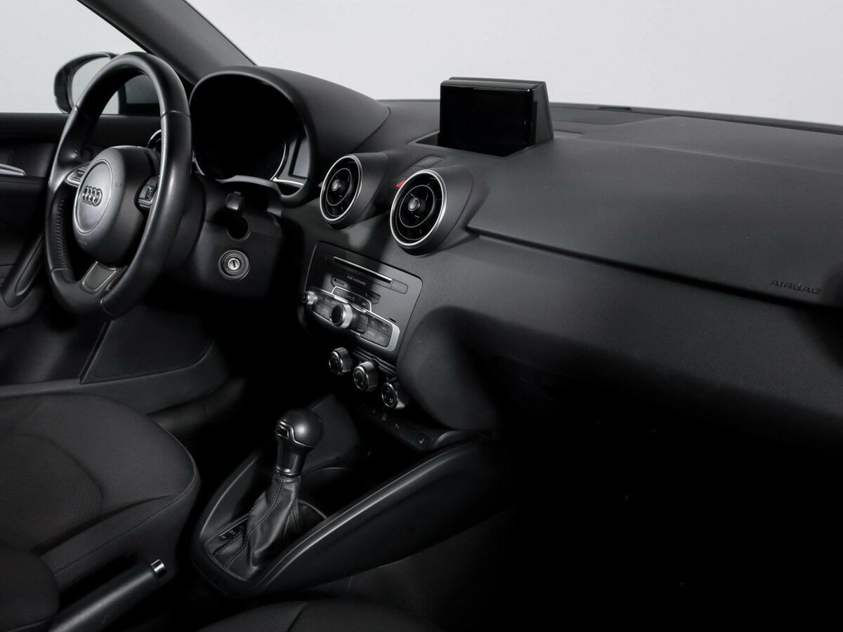 Audi A1 I (8X) Рестайлинг, 2015 - 80 000 км. | Фото №7