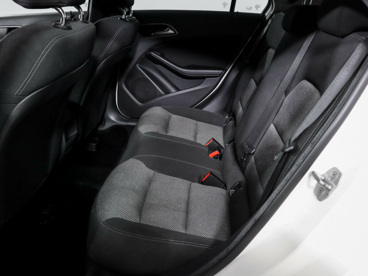 Mercedes-Benz A-Класс 180 III (W176), 2014 - 120 515 км. | Фото №8
