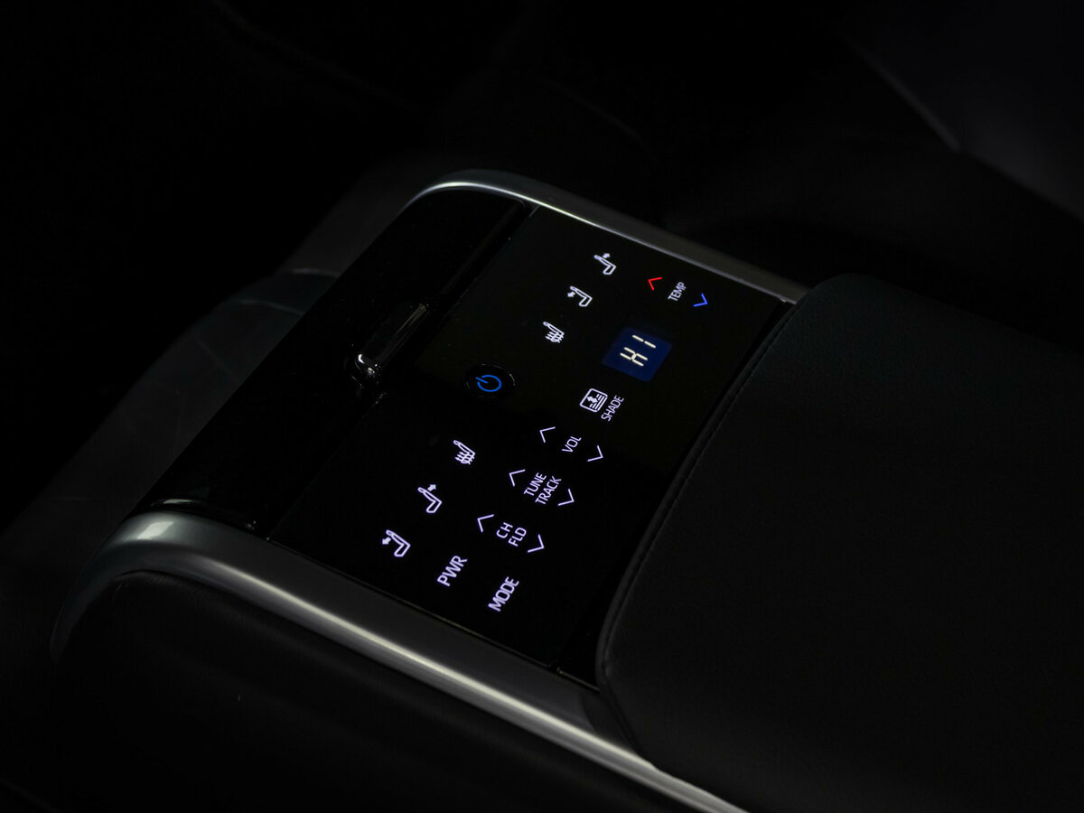 Toyota Camry VIII (XV70), 2018 Фото №13