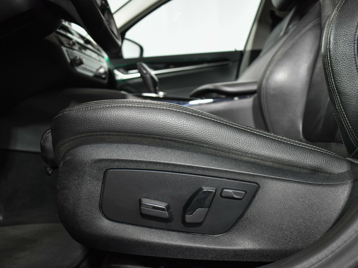 BMW 5 серии 520d VII (G30/G31/G38), 2019 Фото №16