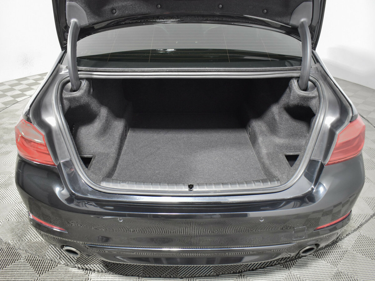 BMW 5 серии 520d VII (G30/G31/G38), 2019 Фото №19