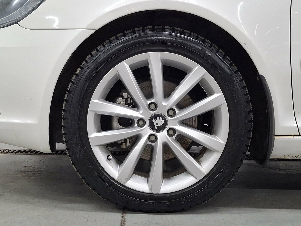 Skoda Octavia II (A5) Рестайлинг, 2012 Фото №18