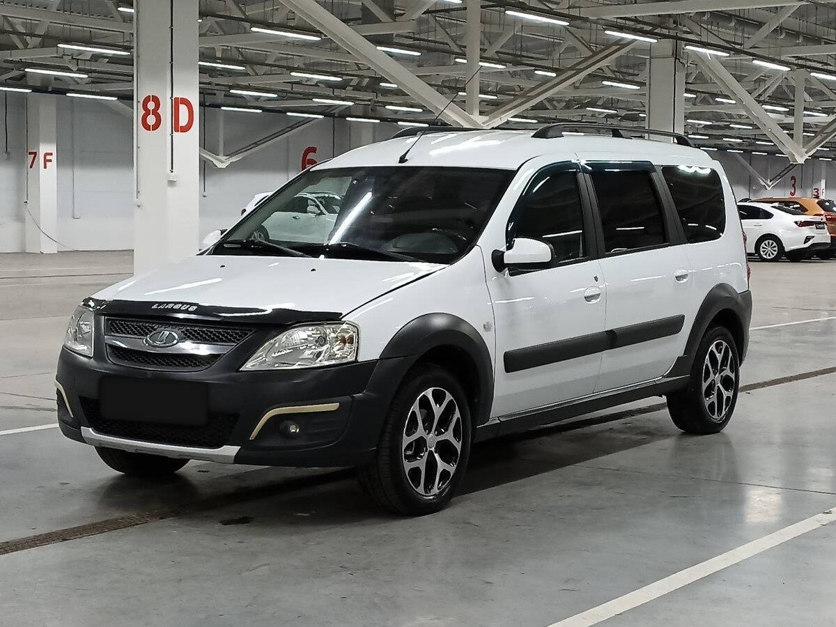 Lada (ВАЗ) Largus Cross, 2017 - 200 985 км. | Фото №1